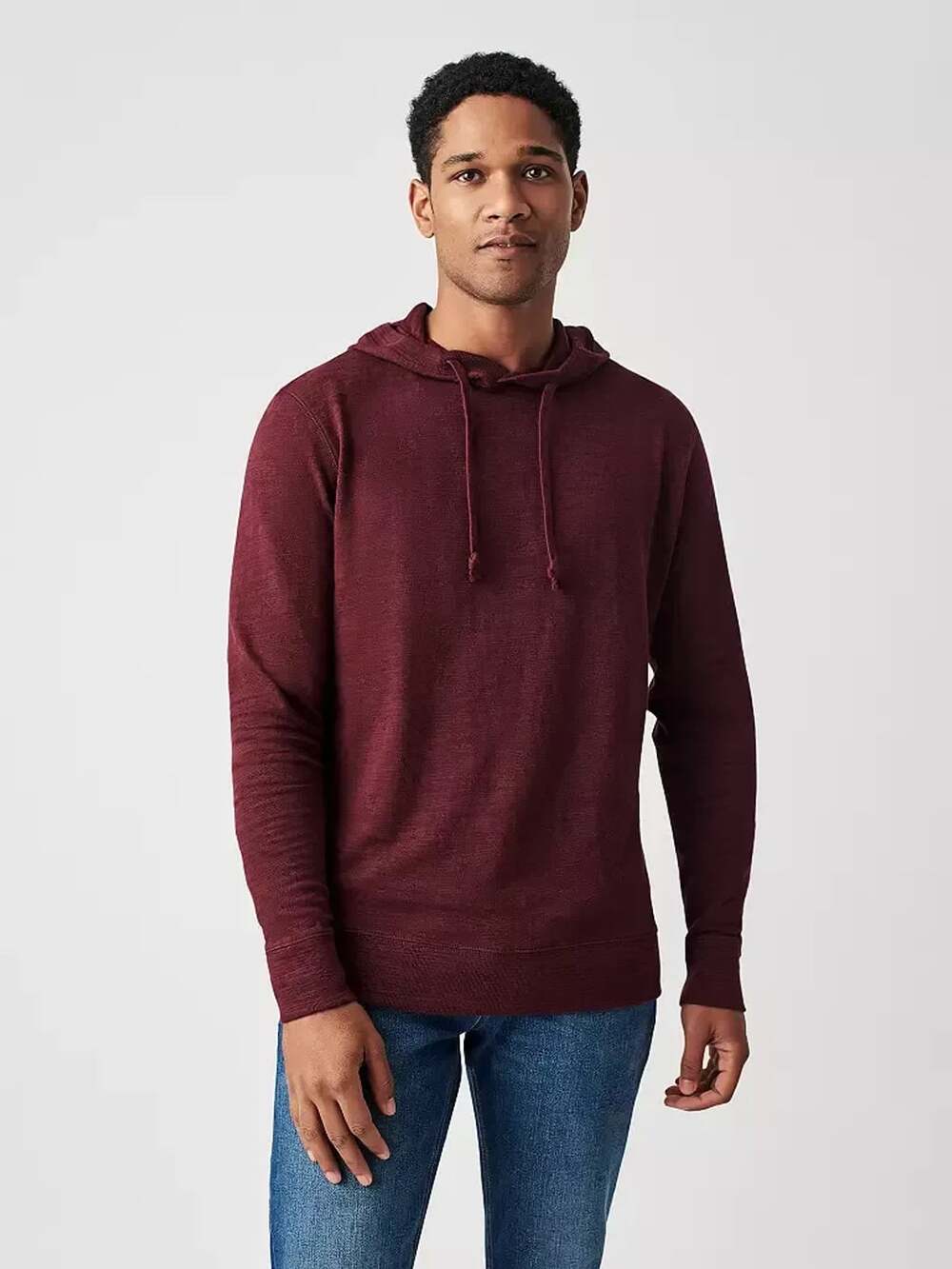 Faherty Men’s Sunwashed Heritage Slub Hoodie in Mahogany Burgundy